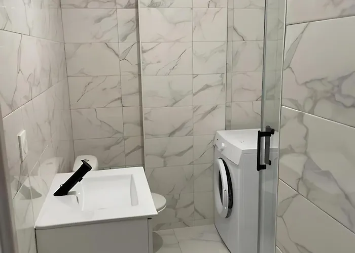 50 M De La - Centre - Proche *